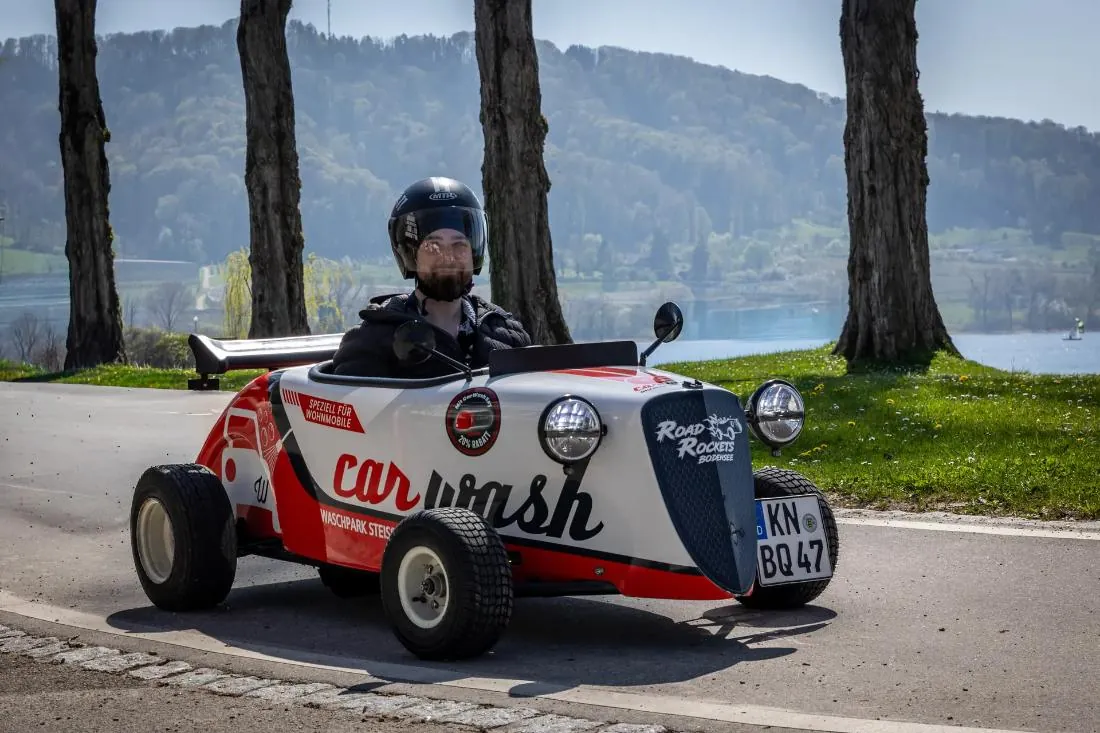 Hot Rod im Design von Car Wash auf Tour