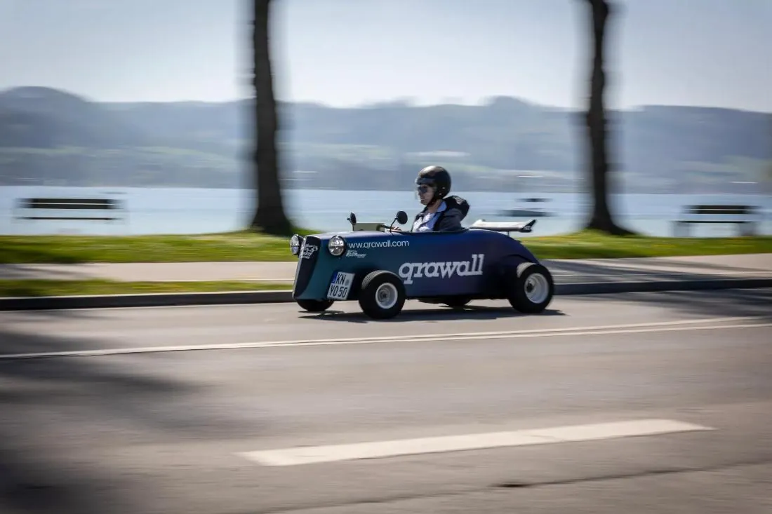 Hot Rod im Design von Qrawall auf Tour